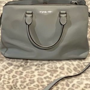 Michael Kors Med size Purse/Crossbody